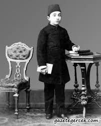 2 abdulhamid han babasi abdulmecid han annesi tir i mujgan sultan dogumu 21 eylul 1842 vefati 10 subat 1918 osmanli tarih resimler