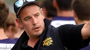 System sidelines juniors, says Sims