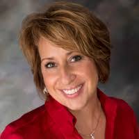 Nancy Marr's Instagram, Twitter & Facebook