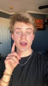 Demetrius Persley's Instagram, Twitter & Facebook