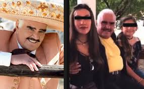 Fue el propio intérprete quien muy emocionada, la joven de 39 años también expresó su emoción ante la invitación de su suegro y. Critican A Vicente Fernandez Por Acosar A Joven Lo Exhiben En Tiktok Tocando A Fan En Foto