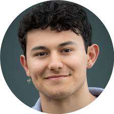 Victor Polanco's Instagram, Twitter & Facebook