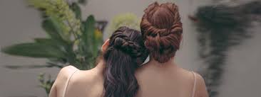 Technik flechtet und kopfüber im nacken anfängt und dann nur von der gesichtseite strähnen aufnimmt, entsteht durch die kopfform. Frisuren Fuer Hochzeitsgaeste