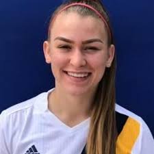 Raquel Read's Instagram, Twitter & Facebook