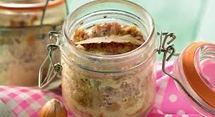 Des Petits Pates De Campagne Aux Pistaches Et Aux Noisettes Recette Pate De Campagne Plats En Bocaux Recette