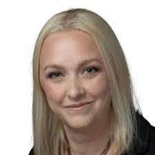 Cynthia Backus's Instagram, Twitter & Facebook