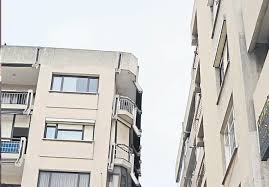 Bu duruma göre 99 dan önce yapılan tüm binalar, projelerine birebir uygun yapılmış olsa dahi yanlıştır. 6 0 Siddetinde Depremde Yikilir Surmanset Haberleri