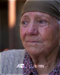 90-vjeçja realizon ëndrrën e kamotshme, e viziton Prekazin