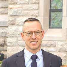 Scott Redfield's Instagram, Twitter & Facebook