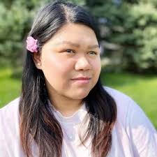 Charmaine Loja (@charmsloja)