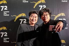 Actor song kang spent some time with 'grazia' in order to pose for the magazine's may issue. Bong Joon Ho Song Kang Ho On Parasite Mixing Darkness And Comedy And Cinematic Influences