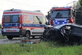 Należy pamiętać, że na równi z wypadkiem przy pracy występuje dużo zdarzeń szczególnie w czasie podróży służbowej. Wieliszew Potworny Wypadek W Skrzeszewie Nie Zyje 25 Letni Mieszkaniec Powiatu Legionowskiego Gazeta Powiatowa