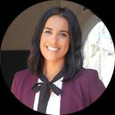 Kristin Fuller's Instagram, Twitter & Facebook