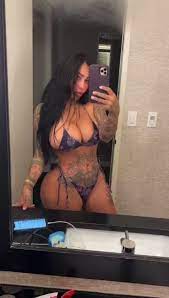 Brittanya Razavi on X: Let meet I believe you will eat me bad if you  afford to have me with you there..? t.cofdL4GdE6bl  X