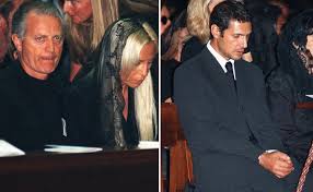 Giovanni maria gianni versace (italian: Fact Checking The Assassination Of Gianni Versace Finale The Death Of Andrew Cunanan Top Indi News