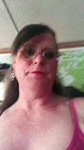 Sara Cowart's Instagram, Twitter & Facebook