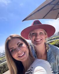 What a birthday Month✨🎉 I started out just wanting to not celebrate, but  it turned into something so much more—heart-to-heart lunches, brunches,  dinners, front row at a fashion show, Korean karaoke (which