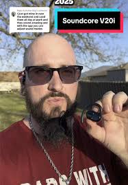 This OLIGHT Oclip Pro is SICK! #OLIGHT #Oclippro #clip #flashlight #li...