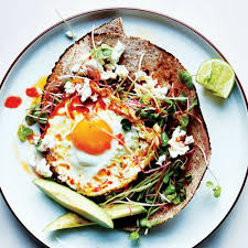 Hay ciertos platillos de la calle que usan la misma masa de maíz utilizada para hacer tortillas pero con diferentes preparaciones. 1001 Ideas De Recetas Fitness Faciles Y Saludables
