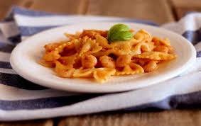 Pasta con salmone in scatola. Pasta Al Salmone E Gamberetti Un Giorno Senza Fretta
