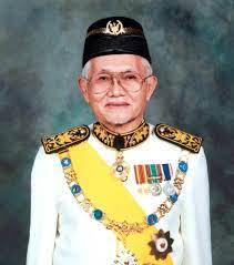 His discretionary roles include appointing the head of government, the ketua menteri or chief minister (usually the leader of the major party in the state legislature), and withholding consent to dissolve the state legislature. Official Website Of Tyt Yang Di Pertua Negeri Sarawak