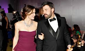 Ben Affleck And Jennifer Garner To Divorce After 10 Years Of Marriage Ben Affleck The Guardian Ben and jennifer met in 2003 when they starred together in daredevil, began dating soon afterwards and married two years later.