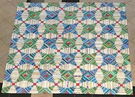 I have been wanting to do a log cabin. Rebecca Grace Quilting Pineapples On The Design Floor With Border Bliss