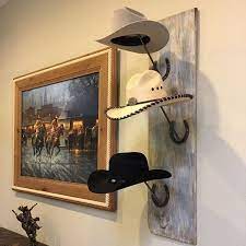 Toasted Pine And Horseshoe Hat Holder Etsy Cowboy Hat Rack Hat Rack Barn Wood