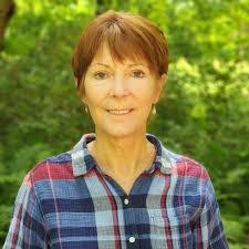 Joann Cook's Instagram, Twitter & Facebook