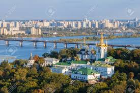 Tripadvisor has 195,910 reviews of kyiv (kiev) hotels, attractions, and restaurants making it your best kyiv (kiev) resource. Uitzicht Op Kiev Pechersk Lavra En Dnepr Rivier Kiev Oekraine Royalty Vrije Foto Plaatjes Beelden En Stock Fotografie Image 67410666