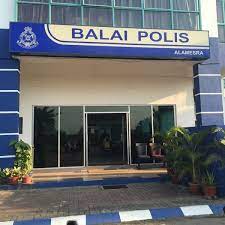 Pihak berkuasa juga menyarankan orang awam untuk mendapatkan pengesahan samada sesuatu kejadian benar. Balai Polis Alamesra 1 Tip From 130 Visitors