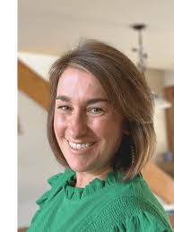 Deidre Osborne's Instagram, Twitter & Facebook