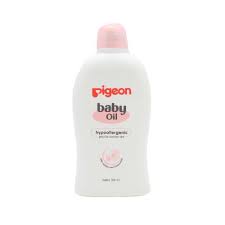 Pilihlah baby oil tanpa alkohol untuk menghindari risiko alahan dan kulit kering. 12 Manfaat Baby Oil Untuk Wajah Dan Kecantikan