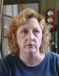 Lori Toth's Instagram, Twitter & Facebook