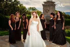 The log cabin & delaney house is an event venue catering to weddings in holyoke, massachusetts. The Log Cabin Weddings Greg Moss Photography