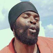 I yam what I yam an' tha's all I yam"