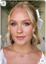 Lydia Knowles's Instagram, Twitter & Facebook