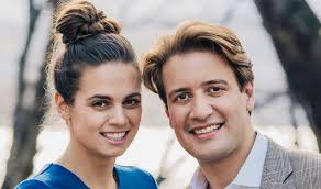 Ellen Brooks, Alexandre Shehata