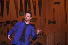 Henry van loon is cabaretier, lid van comedytrain, acteur en vaste gast in de talkshow promenade (ntr). Sleutelmoment Door Henry Van Loon Theaterkrant