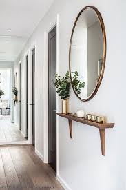 Top 10 decorating ideas for a better bedroom in 2021. Dekorationsideen Fur Schmale Flure Und Flure Pinterest Homedecorgiftss Dekorationsid Diy Small Apartment Home Decor Small Apartment Decorating