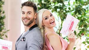 Daniela katzenberger in love 2013. Traumhochzeit Zum Kleinen Preis Daniela Katzenberger Gibt Schlupfrige Tipps Mopo De