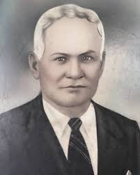 IGNACIO JOSÉ SERRANO GARCÍA, (Girón, 31/7/1876), casado con URBANA BELTRÁN  FLORES. Hijo de IGNACIO SATURNINO SERRANO GARCÍA, (Girón, 29/11/1832