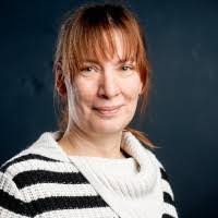 Ellen Hecht's Instagram, Twitter & Facebook