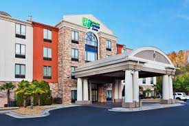 If you're travelling by car, the a24 highway is close to the hotel. Holiday Inn Express Rome East An Ihg Hotel Rome Updated 2021 Prices