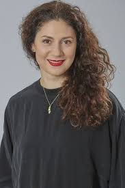 Když přijde příležitost, člověk ji nesmí nechat ležet. Martha Issova Profile Images The Movie Database Tmdb