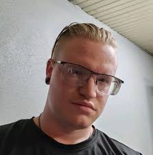 How i can go there ? Is it possible ? I can't find a way ..