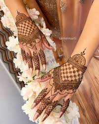 Henna Artist On Instagram Party Style Henna For Bride S Sister To Book Me As Your Henna Art Latest Mehndi Designs Wedding Henna Designs Mehndi Designs