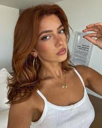 Alice Barron's Instagram, Twitter & Facebook