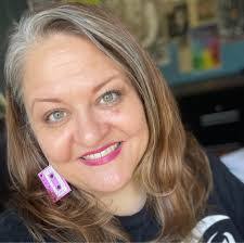 Ali Shaw's Instagram, Twitter & Facebook