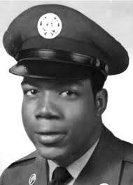 Leroy Thornton's Instagram, Twitter & Facebook